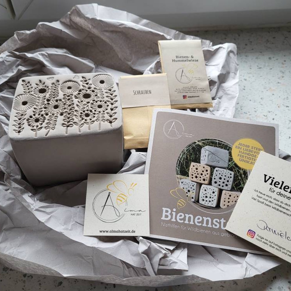 Bienenstein XL Insektenhotel