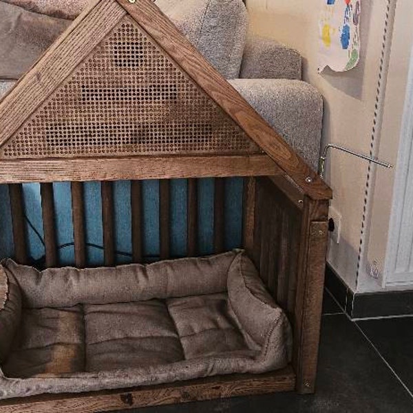 A closer look at Elevated Dog Bed With Non-Slip Base For Hardwood Floors