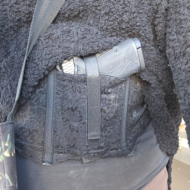 Hidden Heat Lace - Black Lace Waistband Conceal Carry Gun  display picture 2
