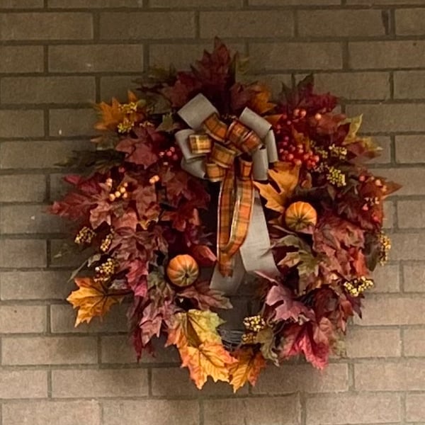 Fall Maple Leaves Wreath With Pumpkins, Front Door Wreath for Autumn ...
