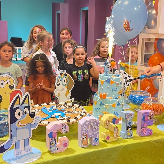 Abecedario Bluey  Kids themed birthday parties, 3rd birthday parties, Kids  birthday