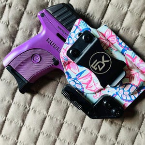 Neomi added a photo of their purchase