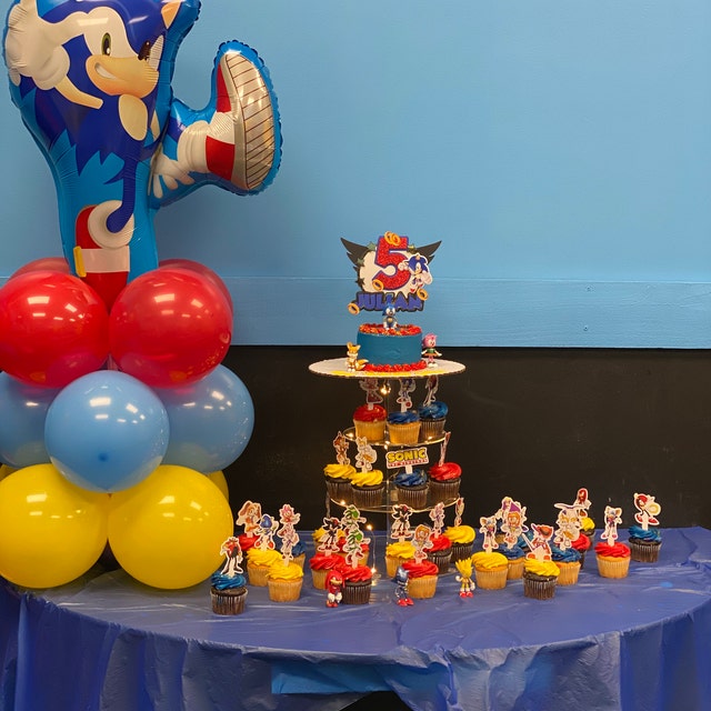 Sonic Shaker Cake Topper/Gamer Birthday/ Sonic Party Decor – The Icing On  The Kake