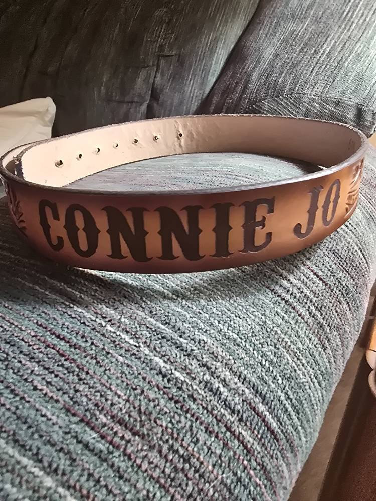 Name Belt. Western Design NBT929 - Belt is 1 1/2&quot; wide - Includes name in center back, removable utility buckle & leather keeper