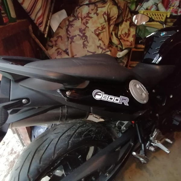 Kit Déco BMW S1000RR – Autocollants Sponsor Carénage – Belly Pan /915
