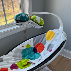 mamaroo mobile hanging low