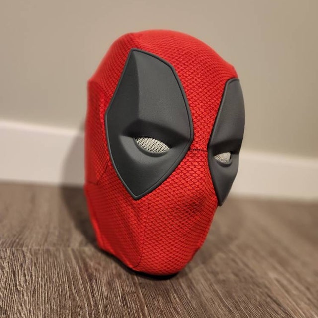 スーパーヒーローのコスプレ用デッドプールとウルヴァリンのマスクの