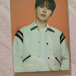 OFFICIAL SEVENTEEN Follow Again to Japan Trading Cards Photocard