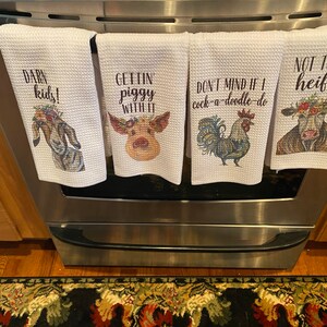 Redbaker 6 Pcs Farm Animal Theme Kitchen Towels Farmhouse Funny Dish Towel  Rustic Hand Towels Rooster Cow Pig Decorative Tea Towels Absorbent with