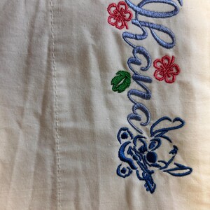 リロ＆スティッチにインスパイアされた機械刺繍デザイン。オハナ