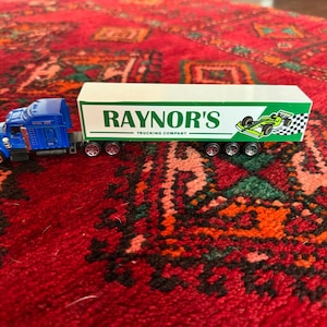 Deedra added a photo of their purchase