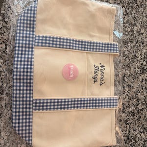 Courtney hat ein Foto des gekauften Artikels hinzugefügt