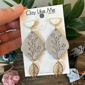 Evelyn added a photo of their purchase