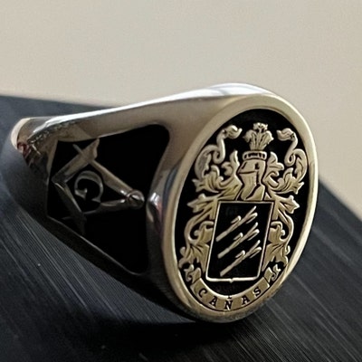 Solid Gold Coat of Arms Signet Ring, Christmas Gift, Family Crest Rings ...