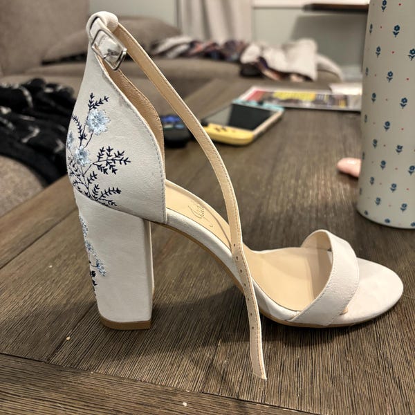 Green Heeled Sandals With Embroidery Details main image 1