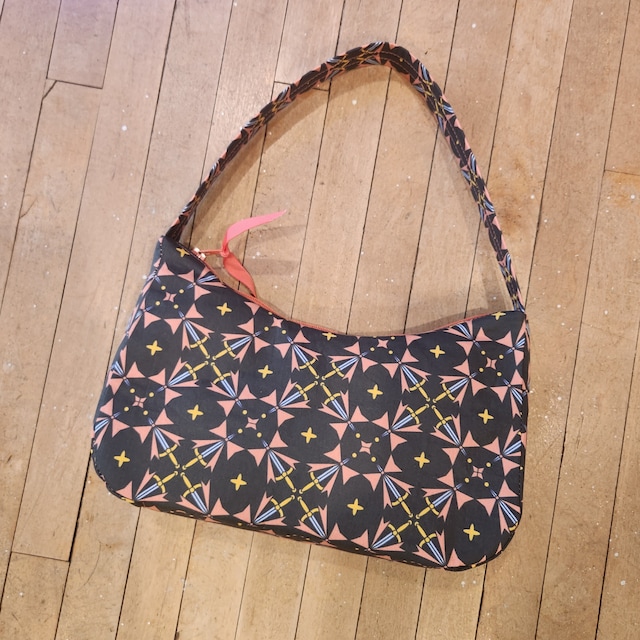Gabrielle Shoulder Bag sewing pattern - Sew Modern Bags