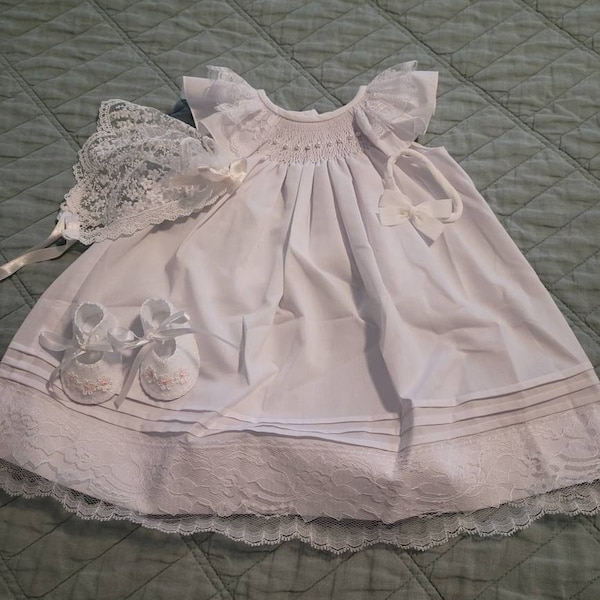 Baby Girls Wht Hand Smocked Christening Baptism Dress w Hat