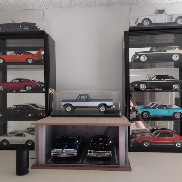 1/18 Scale Diecast Display Case Cabinet Holder Rack W/ UV