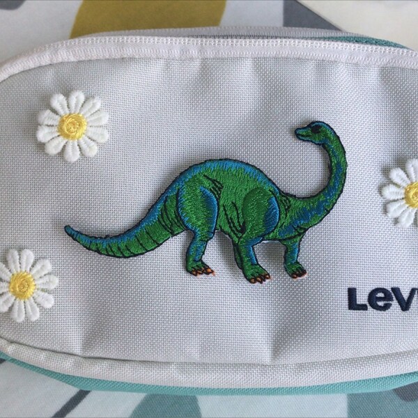 Brontosaurus Iron-on Patch, Dinosaur Iron-on Badge, Dino Animal Patch ...