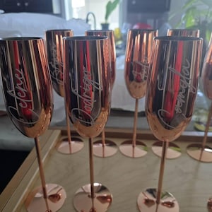 VERISA Confezione da 2 flute da champagne in acciaio inox, da 200 ml, infrangibili, calici da prosecco, flute da sposo e sposa (oro rosa