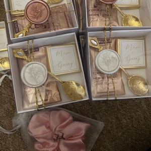 Merve added a photo of their purchase