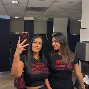 Mayeling added a photo of their purchase
