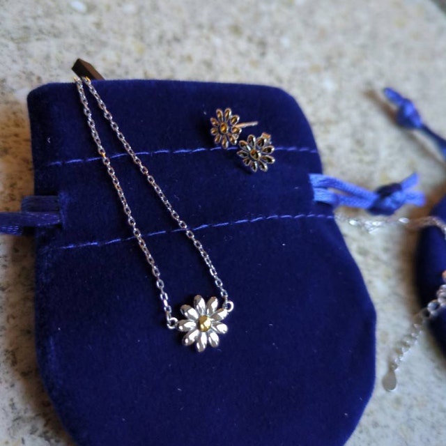 ネックレス・ペンダント STONEHENgE silver daisy necklace STONEHENgE】Silver Daisy Flower Necklace K1849〜ネックレス
