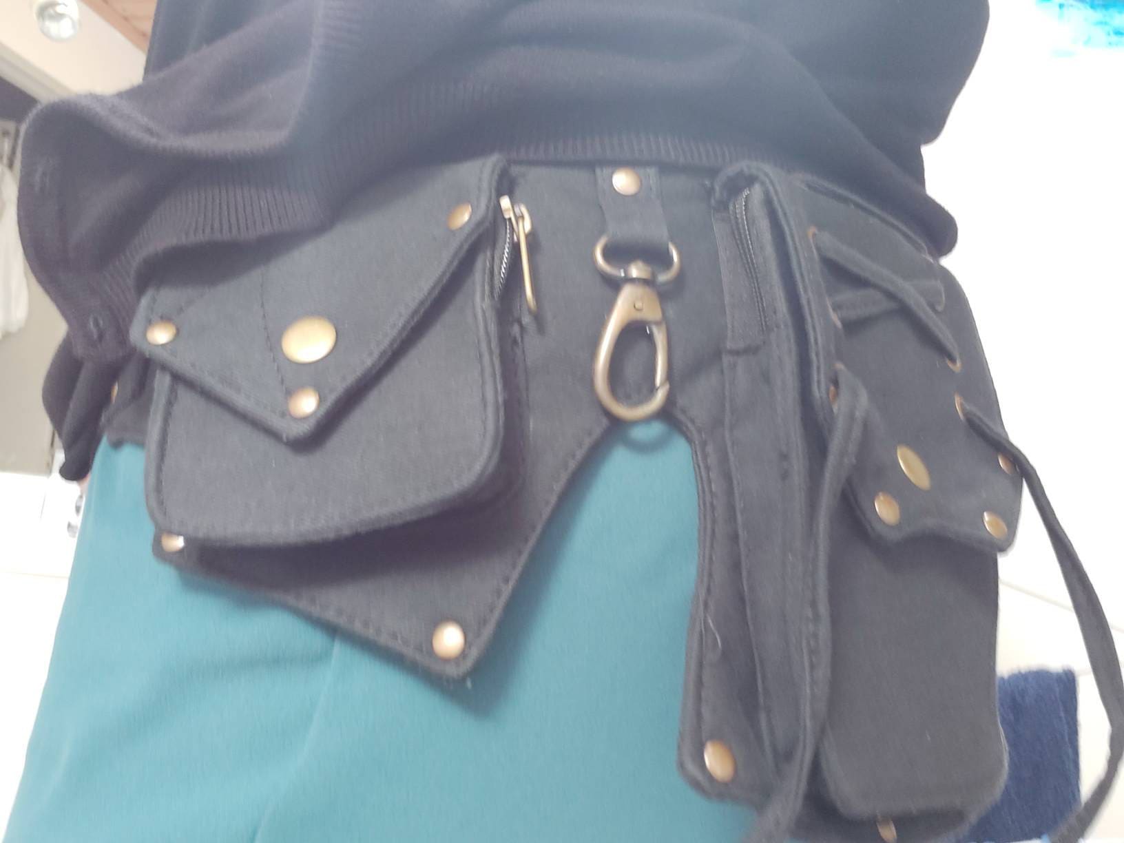 Pocket belt ~ Utility belt ~ Festival and travel hip bag ~ With 5 pockets ~ Black cotton ~ Unisex ~ The Celticbelt