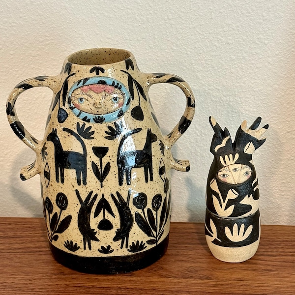 Picture of Creative Ceramic Vase for Desktop Decor, Blue Ball Flower Holder ...