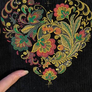 Khokhloma Heart Embroidery Design: Folk Floral Machine Pattern
