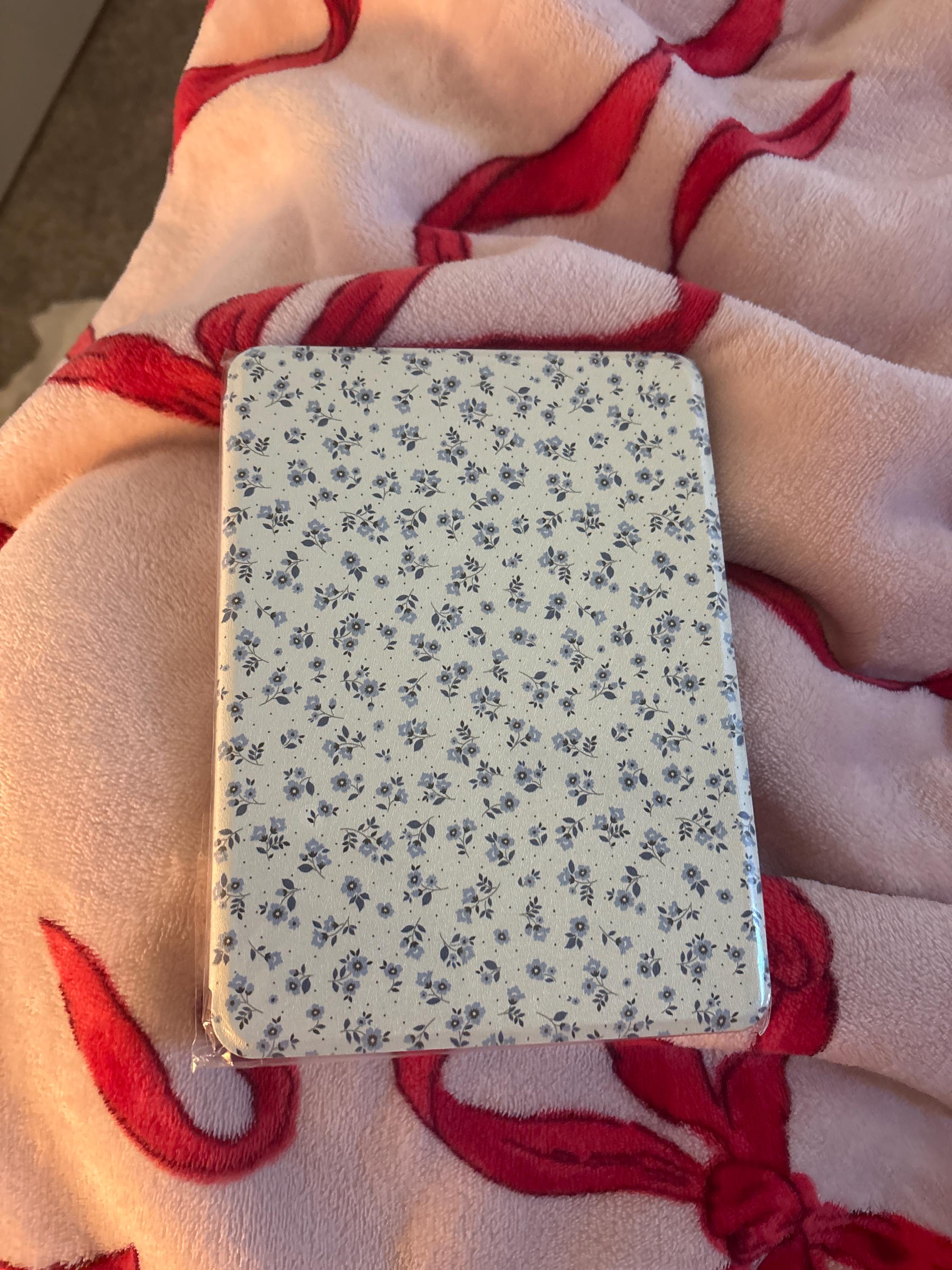Floral Kindle Case with Strap 2024 Kindle Colorsoft Case Cover Paperwhite 12th 7-inch Kindle Oasis 11th Kobo Auto Wake Free Personalization