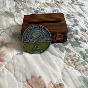Customer photo for One Year Sober sobriety coin review