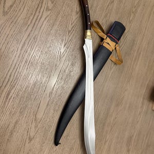 シミターソード/29インチロングブレード手鍛造ソード/台座の板バネ