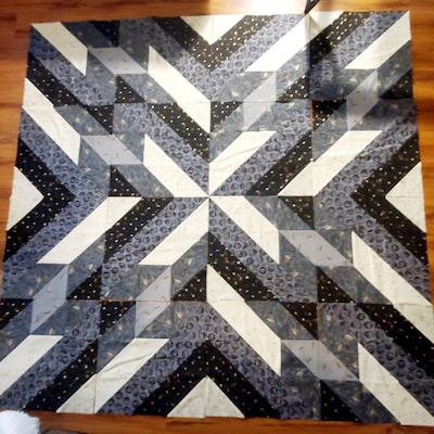 West Hawk Quilt Pattern PDF Download - Etsy