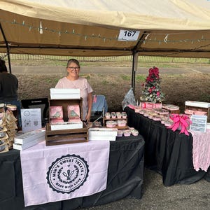 Custom Logo Table Banner for Vendor Booths | Personalized Linen or Canvas Runner for Craft Fairs, Farmers Markets & Small Business Displays