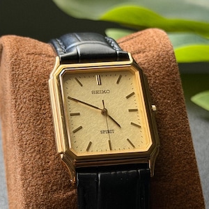 Maycol added a photo of their purchase