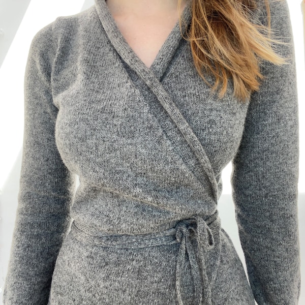 Wrap dress short in dark blue wool