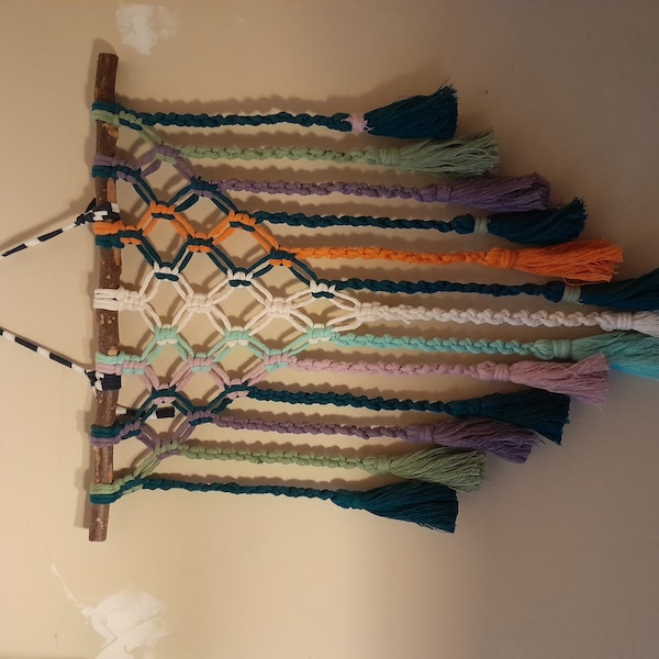 Easy Macrame Pattern PDF With Tassels, Small Wall Hanging With Tassels ...