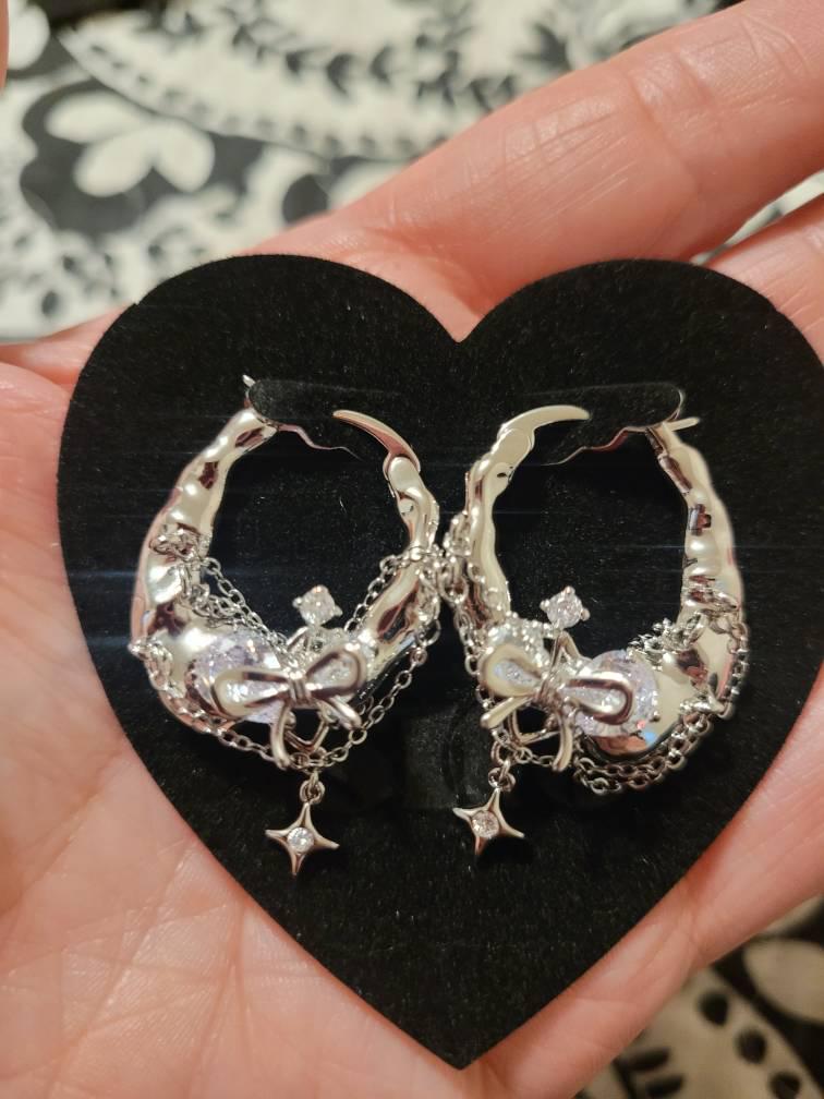 Y2K Grunge Earring Nana Punk Earrings Goth Hoop Earrings Grunge Statement Earrings Cyber Goth Rococo Aesthetic Gift for Her Holiday Gift