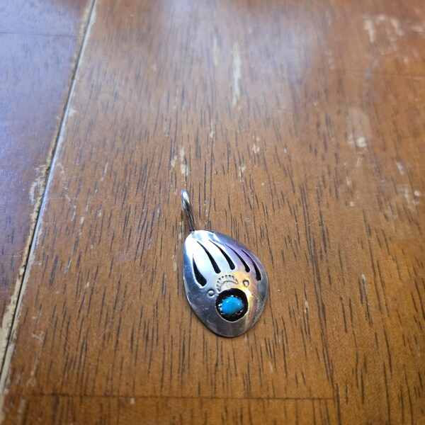 Handcrafted Vintage Navajo Turquoise Bear Paw Sterling Silver Pendant ...