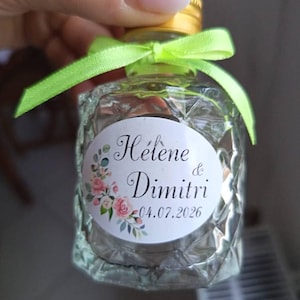Hélène added a photo of their purchase