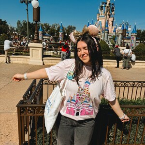 CINDERELLA 25周年 Tシャツ Amazon.com: Disney Cinderella 70th Anniversary Logo T-Shirt