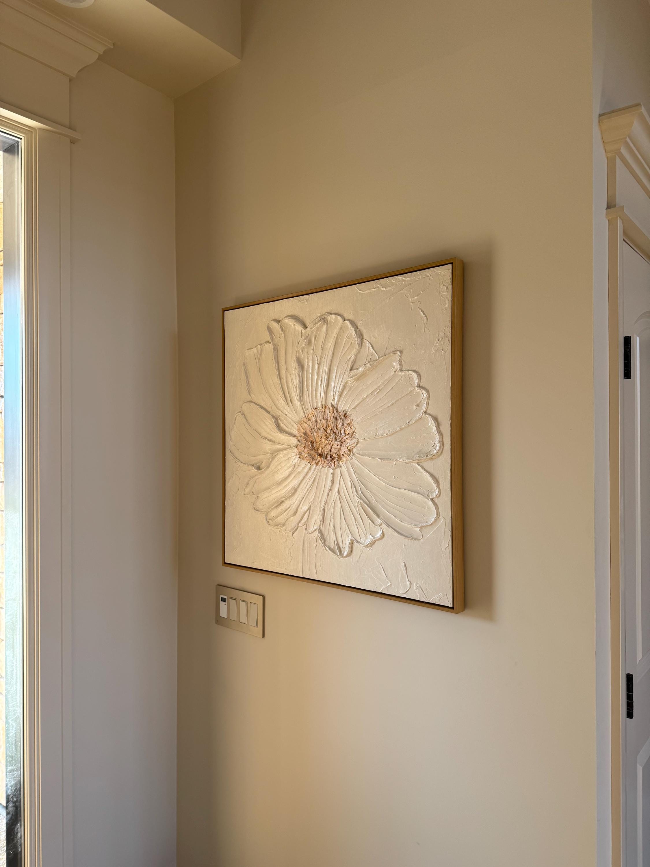 3D Texture Flower Painting on Canvas Large Flower Wall Art Creamy White Minimalist Painting Gold Texture Art Boho Minimalist Floral Art
