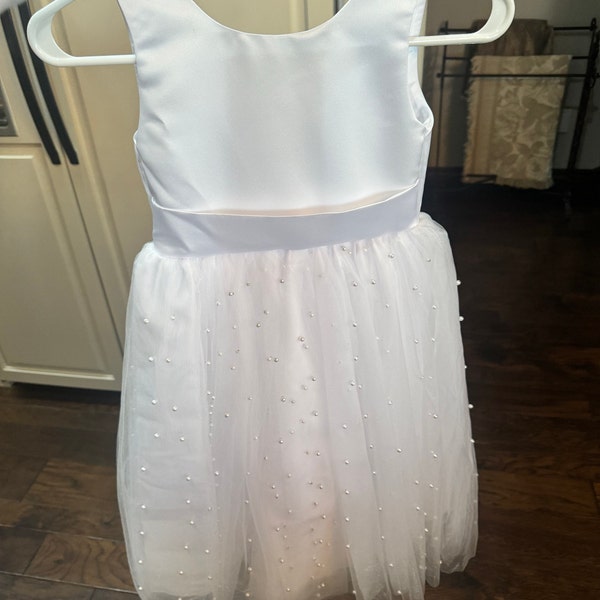 White Bow Flower Girl Veil – Soft Tulle Kids Wedding Headpiece