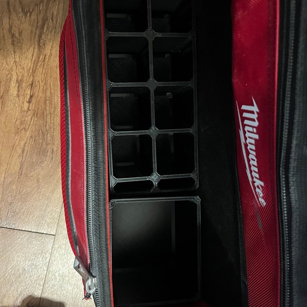 Milwaukee 48-22-8316 PACKOUT Sac à outils structuré 15″ – The Tool Store Canada