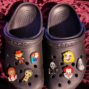 travis scott croc pin