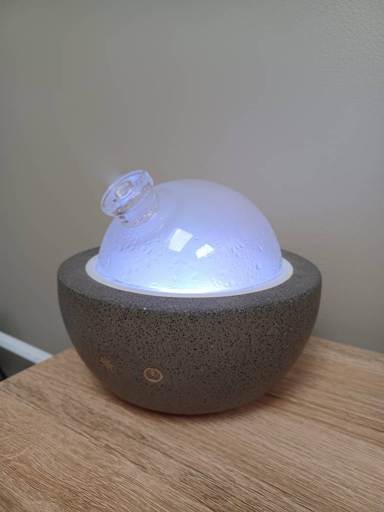 Black Ash Luna | Glass Dome & Speckled Concrete Diffuser | Essential Oil Diffuser