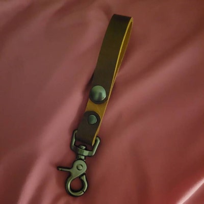 Bossed Braided Strap Full-Grain-Leather 25m Green main image 1