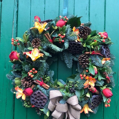 Traditional Christmas Wreath Fresh Christmas Wreath - Etsy UK