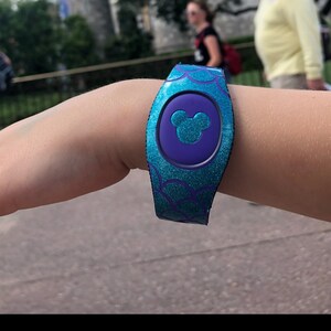 Buyer photo mindik, who reviewed this item with the Etsy app for iPhone.